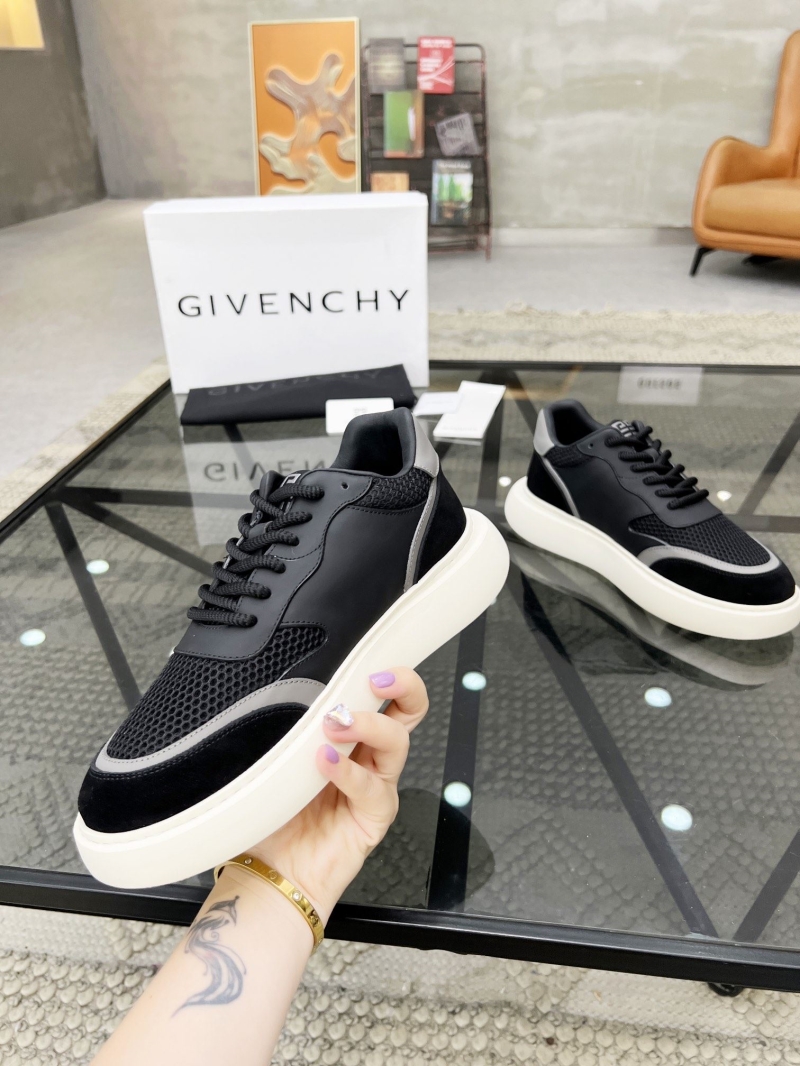 Givenchy Sneakers